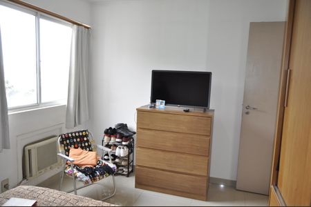 Apartamento à venda com 73m², 2 quartos e 1 vagaQuarto 2