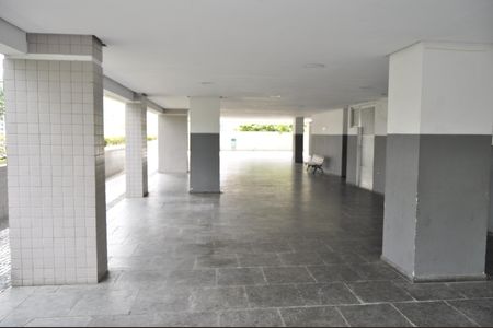 Apartamento à venda com 73m², 2 quartos e 1 vagaÁrea comum