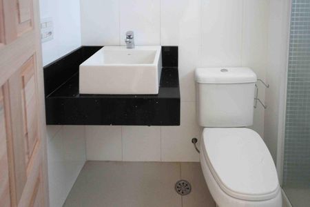 Apartamento à venda com 268m², 3 quartos e 4 vagasBanheiro da Suite 1