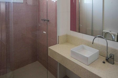 Apartamento à venda com 268m², 3 quartos e 4 vagasBanheiro da Suite 2