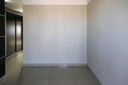 Apartamento à venda com 268m², 3 quartos e 4 vagasSuite 2