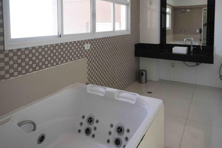 Apartamento à venda com 268m², 3 quartos e 4 vagasBanheiro da Suite 3