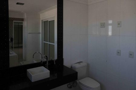 Apartamento à venda com 268m², 3 quartos e 4 vagasBanheiro da Suite 3