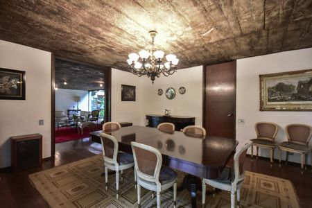 Sala de Jantar de casa à venda com 4 quartos, 875m² em Jardim Guedala, São Paulo