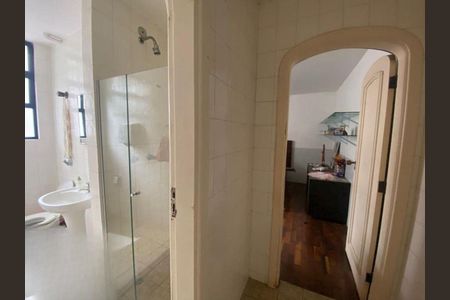 Casa à venda com 553m², 4 quartos e 8 vagas