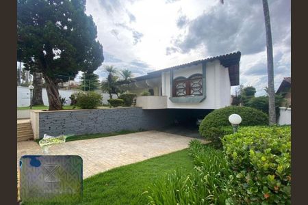 Casa à venda com 553m², 4 quartos e 8 vagas