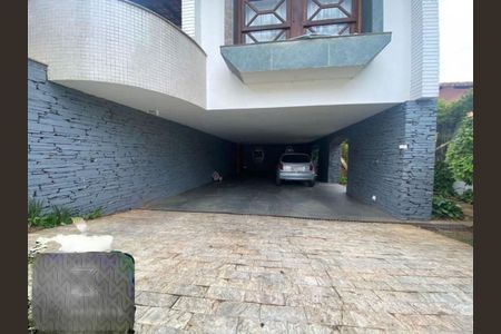 Casa à venda com 553m², 4 quartos e 8 vagas