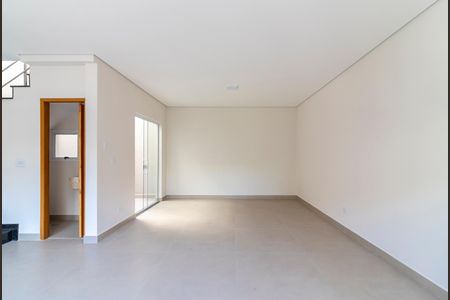 Sala de casa à venda com 3 quartos, 115m² em Vila Pauliceia, São Paulo