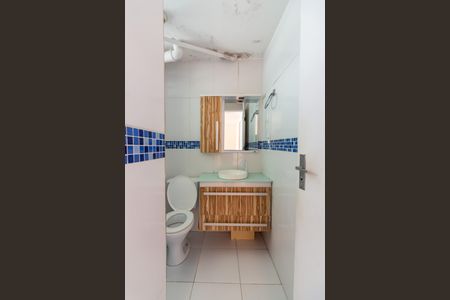 Apartamento à venda com 48m², 2 quartos e 1 vaga Apartamento à venda com 48m², 2 quartos e 1 vagaBanheiro