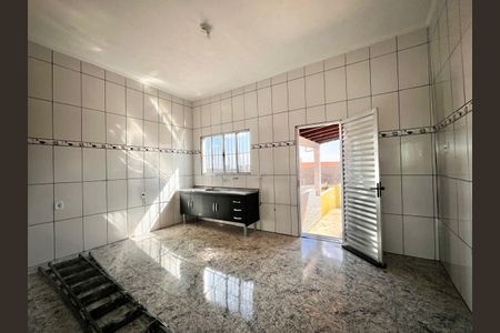 Casa à venda com 100m², 3 quartos e 14 vagas Casa à venda com 100m², 3 quartos e 14 vagasCozinha