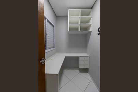 Casa à venda com 120m², 2 quartos e 3 vagas Casa à venda com 120m², 2 quartos e 3 vagasEscritório