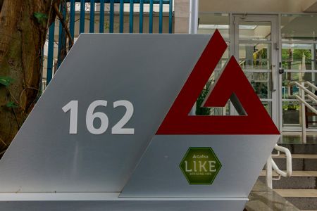 Apartamento à venda com 55m², 1 quarto e 1 vagaFachada