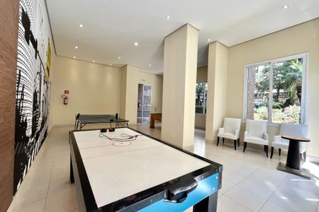 Apartamento à venda com 74m², 2 quartos e 1 vaga Apartamento à venda com 74m², 2 quartos e 1 vagaÁrea comum - Salão de Jogos