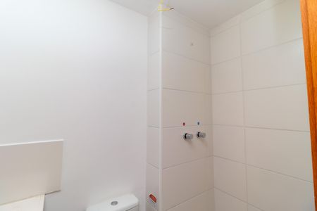 Apartamento para alugar com 38m², 2 quartos e sem vaga Apartamento para alugar com 38m², 2 quartos e sem vagaBanheiro