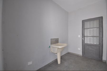 Casa à venda com 120m², 3 quartos e 1 vagaÁrea de serviço