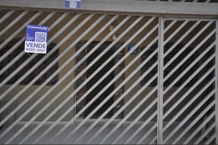 Casa à venda com 120m², 3 quartos e 1 vagaFachada