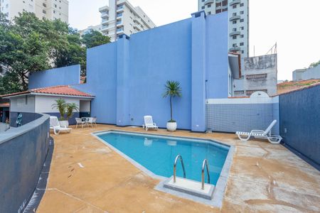 Casa de condomínio à venda com 220m², 3 quartos e 2 vagas Casa de condomínio à venda com 220m², 3 quartos e 2 vagasÁrea comum - Piscina