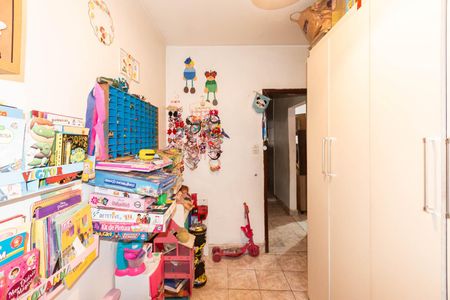 Casa à venda com 56m², 4 quartos e sem vagaQuarto 3 (segundo andar)