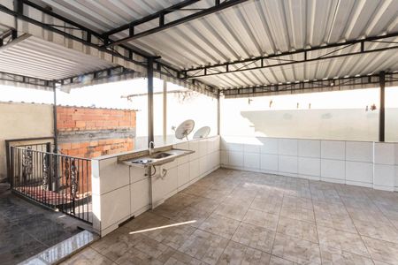 Casa à venda com 56m², 4 quartos e sem vagaTerraço