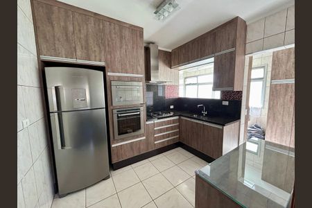 Apartamento para alugar com 130m², 3 quartos e 2 vagas Apartamento para alugar com 130m², 3 quartos e 2 vagasCozinha