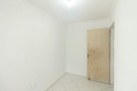 Casa para alugar com 70m², 5 quartos e 1 vaga Casa para alugar com 70m², 5 quartos e 1 vagaQuarto 2