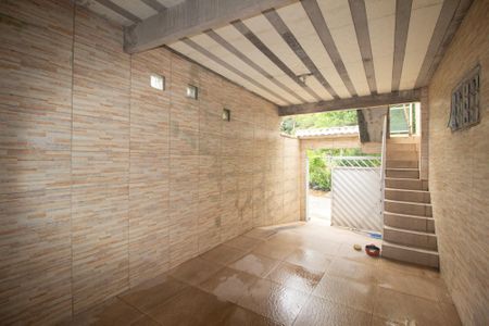 Casa para alugar com 70m², 5 quartos e 1 vaga Casa para alugar com 70m², 5 quartos e 1 vagaGaragem