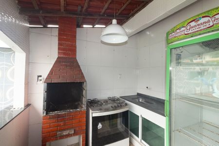 Casa para alugar com 70m², 5 quartos e 1 vaga Casa para alugar com 70m², 5 quartos e 1 vagaTerraço