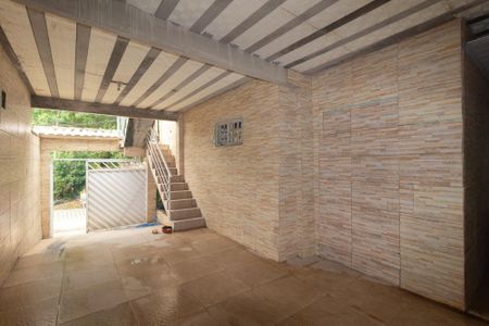 Casa para alugar com 70m², 5 quartos e 1 vaga Casa para alugar com 70m², 5 quartos e 1 vagaGaragem