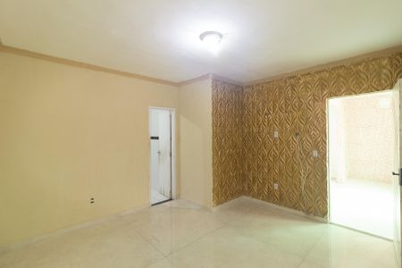 Casa para alugar com 70m², 5 quartos e 1 vaga Casa para alugar com 70m², 5 quartos e 1 vagaSuíte
