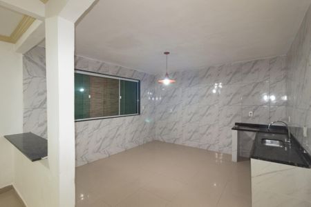 Casa para alugar com 70m², 5 quartos e 1 vaga Casa para alugar com 70m², 5 quartos e 1 vagaCozinha