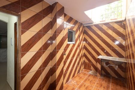 Casa para alugar com 70m², 5 quartos e 1 vaga Casa para alugar com 70m², 5 quartos e 1 vagaÁrea de Serviço