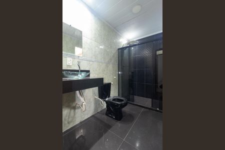 Casa para alugar com 70m², 5 quartos e 1 vaga Casa para alugar com 70m², 5 quartos e 1 vagaBanheiro Social 1