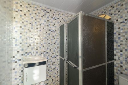 Casa para alugar com 70m², 5 quartos e 1 vaga Casa para alugar com 70m², 5 quartos e 1 vagaBanheiro Social - 2° Andar