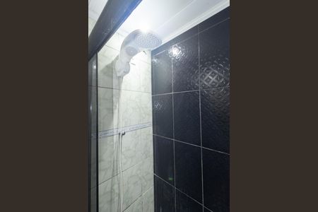 Casa para alugar com 70m², 5 quartos e 1 vaga Casa para alugar com 70m², 5 quartos e 1 vagaBanheiro Social 1