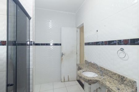 Casa para alugar com 70m², 5 quartos e 1 vaga Casa para alugar com 70m², 5 quartos e 1 vagaBanheiro da Suíte