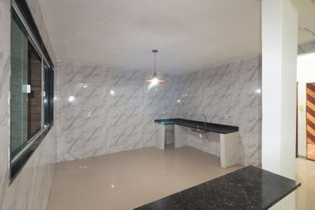 Casa para alugar com 70m², 5 quartos e 1 vaga Casa para alugar com 70m², 5 quartos e 1 vagaCozinha