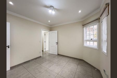 Casa para alugar com 446m², 6 quartos e 6 vagas Casa para alugar com 446m², 6 quartos e 6 vagasQuarto 1