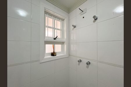 Casa para alugar com 446m², 6 quartos e 6 vagas Casa para alugar com 446m², 6 quartos e 6 vagasBanheiro Social