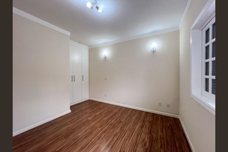 Casa para alugar com 446m², 6 quartos e 6 vagas Casa para alugar com 446m², 6 quartos e 6 vagasSuíte 3