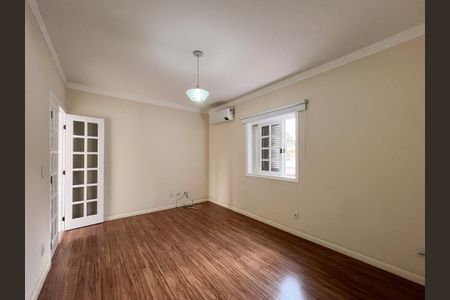 Casa para alugar com 446m², 6 quartos e 6 vagas Casa para alugar com 446m², 6 quartos e 6 vagasSuíte 5