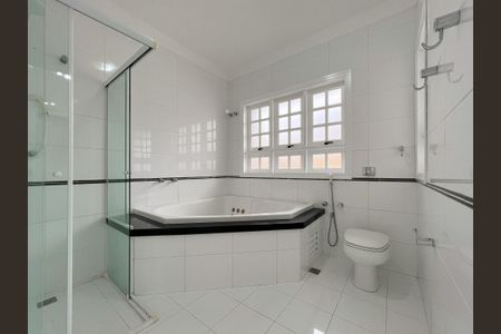 Casa para alugar com 446m², 6 quartos e 6 vagas Casa para alugar com 446m², 6 quartos e 6 vagasBanheiro da Suíte 2