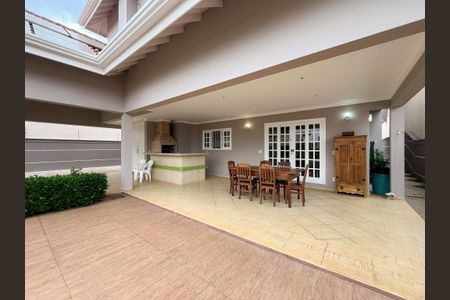 Casa para alugar com 446m², 6 quartos e 6 vagas Casa para alugar com 446m², 6 quartos e 6 vagasChurrasqueira