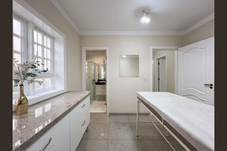 Casa para alugar com 446m², 6 quartos e 6 vagas Casa para alugar com 446m², 6 quartos e 6 vagasSuíte 1