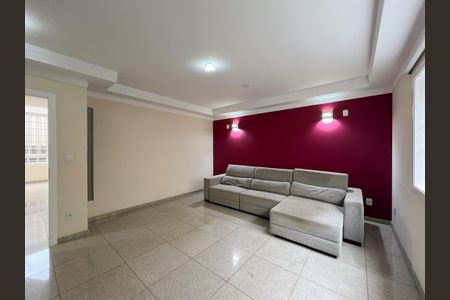 Casa para alugar com 446m², 6 quartos e 6 vagas Casa para alugar com 446m², 6 quartos e 6 vagasSala de TV