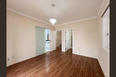 Casa para alugar com 446m², 6 quartos e 6 vagas Casa para alugar com 446m², 6 quartos e 6 vagasSuíte 4