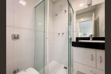 Casa para alugar com 446m², 6 quartos e 6 vagas Casa para alugar com 446m², 6 quartos e 6 vagasBanheiro da Suíte 1