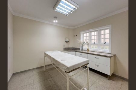 Casa para alugar com 446m², 6 quartos e 6 vagas Casa para alugar com 446m², 6 quartos e 6 vagasSuíte 1