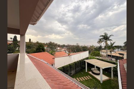 Casa para alugar com 446m², 6 quartos e 6 vagas Casa para alugar com 446m², 6 quartos e 6 vagasVista da Suíte 5