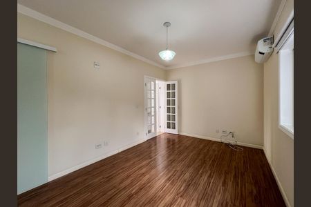 Casa para alugar com 446m², 6 quartos e 6 vagas Casa para alugar com 446m², 6 quartos e 6 vagasSuíte 5