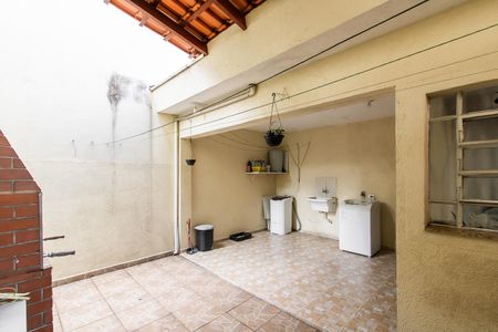 Casa à venda com 125m², 3 quartos e 2 vagas Casa à venda com 125m², 3 quartos e 2 vagasÁrea de Serviço